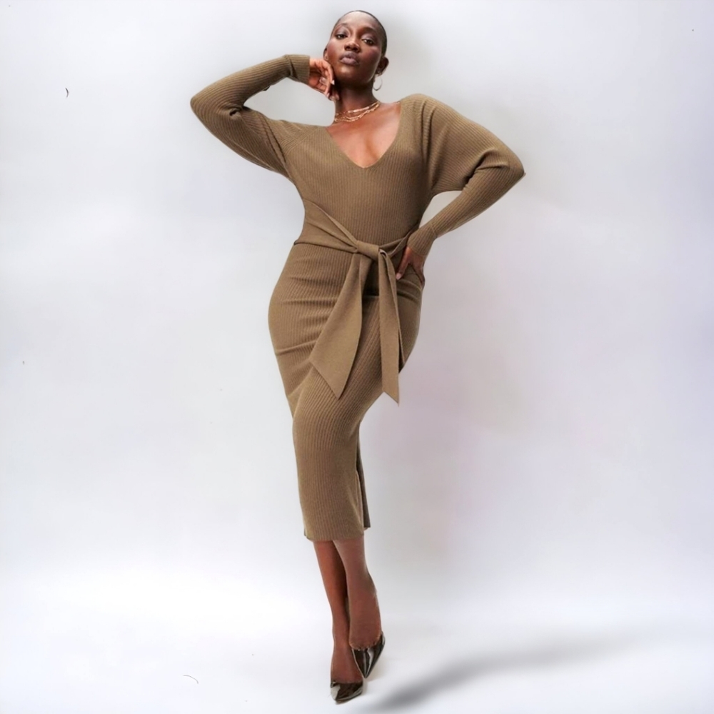Good American LS Belted Midi Ribbed Body Dress in Brown Sepia, size 1/2 ( M/L )